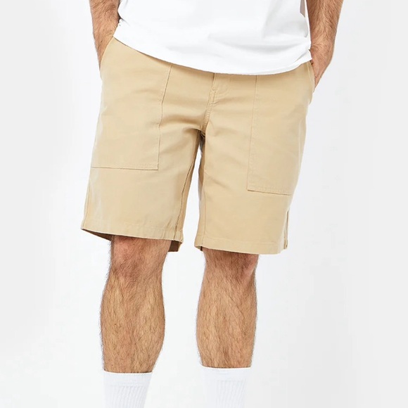 NWT - Brixton Men’s Relaxed Fit Shorts - Size 36 - Picture 2 of 11